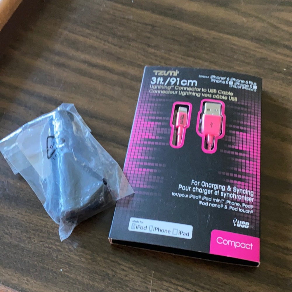 New 3ft. Pink Charging Cord and Dual Car Charger - Picture 1 of 5